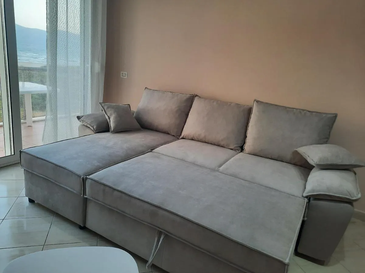 Antea Apartment 3 Vlorë 0*,